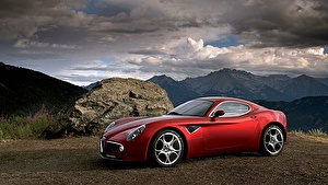 Размер колёс на Alfa Romeo 8C 2008 Подбор шин на Alfa Romeo 8C 2008