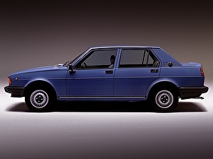 Размер колёс на Alfa Romeo Giulietta 1977 Подбор шин на Alfa Romeo Giulietta 1977