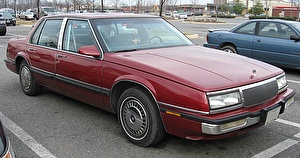 Размер колёс на Buick Le Sabre 1990 Подбор шин на Buick Le Sabre 1990