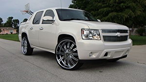 Размер колёс на Chevrolet Avalanche 2008 Подбор шин на Chevrolet Avalanche 2008