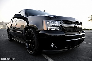Размер колёс на Chevrolet Avalanche 2009 Подбор шин на Chevrolet Avalanche 2009