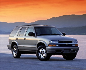 Размер колёс на Chevrolet Blazer 2004 Подбор шин на Chevrolet Blazer 2004