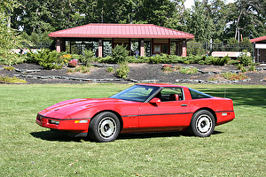 Размер колёс на Chevrolet Corvette 1984 Подбор шин на Chevrolet Corvette 1984