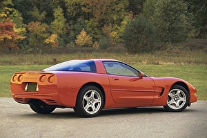 Размер колёс на Chevrolet Corvette 1997 Подбор шин на Chevrolet Corvette 1997
