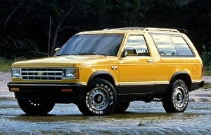 Размер колёс на Chevrolet S10 Blazer 1988 Подбор шин на Chevrolet S10 Blazer 1988