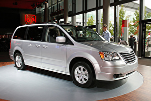 Размер колёс на Chrysler Voyager 2011 Подбор шин на Chrysler Voyager 2011