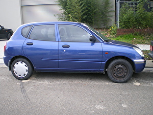 Размер колёс на Daihatsu Sirion 1999 Подбор шин на Daihatsu Sirion 1999
