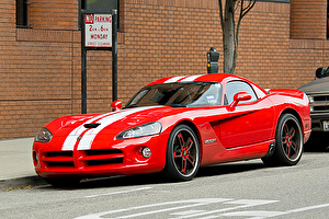 Размер колёс на Dodge Viper 2012 Подбор шин на Dodge Viper 2012