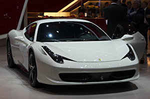 Размер колёс на Ferrari 458 Italia 2013 Подбор шин на Ferrari 458 Italia 2013