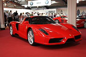Размер колёс на Ferrari Enzo 2004 Подбор шин на Ferrari Enzo 2004