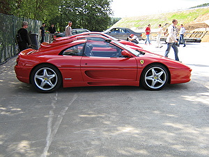Размер колёс на Ferrari F355 GTS 1994 Подбор шин на Ferrari F355 GTS 1994