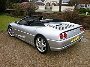 Размер колёс на Ferrari F355 Spider 1997 Подбор шин на Ferrari F355 Spider 1997