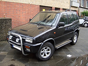 Размер колёс на Ford Maverick 2001 Подбор шин на Ford Maverick 2001