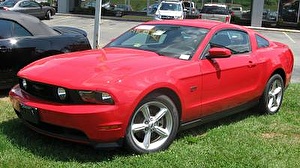 Размер колёс на Ford Mustang 2004 Подбор шин на Ford Mustang 2004