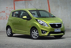 Размер колёс на Holden Barina Spark 2016 Подбор шин на Holden Barina Spark 2016