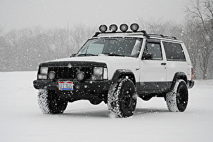 Размер колёс на Jeep Cherokee 1993 Подбор шин на Jeep Cherokee 1993
