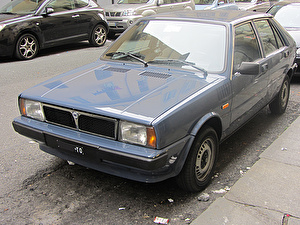Размер колёс на Lancia Delta 1979 Подбор шин на Lancia Delta 1979