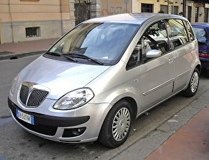 Размер колёс на Lancia Musa 2005 Подбор шин на Lancia Musa 2005