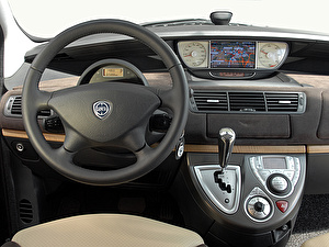 Размер колёс на Lancia Phedra 2008 Подбор шин на Lancia Phedra 2008