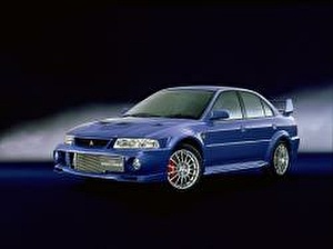 Размер колёс на Mitsubishi Lancer Evolution 2000 Подбор шин на Mitsubishi Lancer Evolution 2000