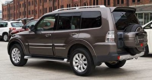 Размер колёс на Mitsubishi Pajero 2008 Подбор шин на Mitsubishi Pajero 2008