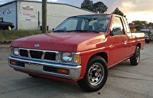 Размер колёс на Nissan Pickup 1995 Подбор шин на Nissan Pickup 1995