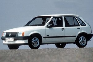 Размер колёс на Opel Corsa 1990 Подбор шин на Opel Corsa 1990