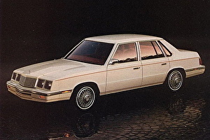 Размер колёс на Plymouth Caravelle 1985 Подбор шин на Plymouth Caravelle 1985