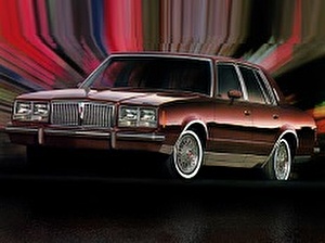 Размер колёс на Pontiac Bonneville 1983 Подбор шин на Pontiac Bonneville 1983