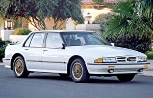 Размер колёс на Pontiac Bonneville 1990 Подбор шин на Pontiac Bonneville 1990