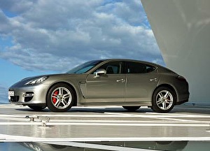 Размер колёс на Porsche Panamera 2015 Подбор шин на Porsche Panamera 2015