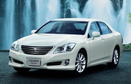 Размер колёс на Toyota Crown Royal 2011 Подбор шин на Toyota Crown Royal 2011