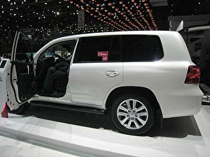 Автомобильге шина және дисктерді таңдау Toyota Land Cruiser 200. Шиналар Toyota Автомобильге шина және дисктерді таңдау Toyota Land Cruiser 200. Шины на Toyota
