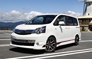 Размер колёс на Toyota Noah 2013 Подбор шин на Toyota Noah 2013