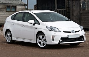 Подбор шин на Toyota Prius+ 2014