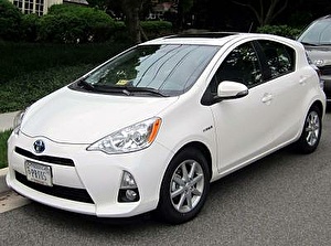 Подбор шин на Toyota Prius+ 2015