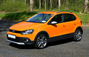 Размер колёс на Volkswagen CrossPolo 2016 Подбор шин на Volkswagen CrossPolo 2016