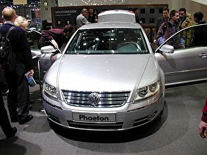 Размер колёс на Volkswagen Phaeton 2004 Подбор шин на Volkswagen Phaeton 2004
