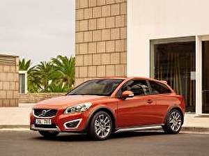 Размер колёс на Volvo C30 2013 Подбор шин на Volvo C30 2013