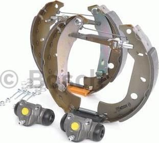 Bosch 0 204 114 653 комплект тормозных колодок на FIAT FIORINO Pick up (146)