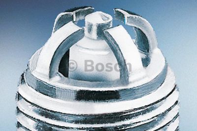 Bosch 0 242 132 501 Свеча зажигания YR 78 X