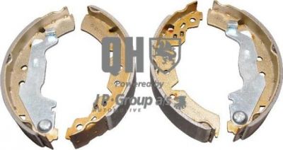 JP 4863900719 комплект тормозных колодок на TOYOTA CARINA E седан (_T19_)