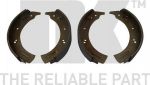 NK 2740380 комплект тормозных колодок на CARBODIES FX4