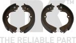NK 2744551 комплект тормозных колодок на SUBARU IMPREZA седан (GC)
