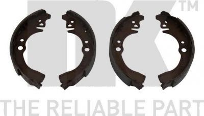 NK 2751497 комплект тормозных колодок на DAIHATSU CHARADE III (G100, G101, G102)