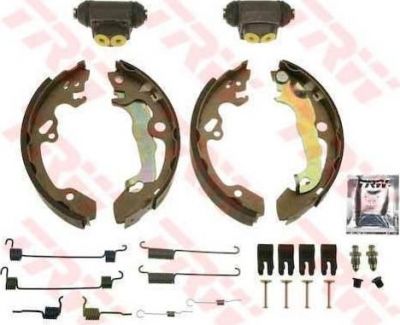 TRW BK1686 комплект тормозных колодок на FORD FOCUS II кабрио