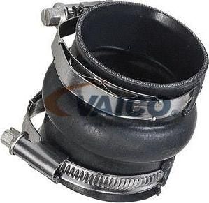 VAICO V42-0574 трубка нагнетаемого воздуха на VOLVO C30