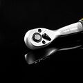 Kranz KR-12-8403 Ключ-трещотка для торцовых головок 1/4, СrV, 72 зубца KRANZ Kranz KR-12-8403 Ключ-трещотка для торцовых головок 1/4, СrV, 72 зубца KRANZ