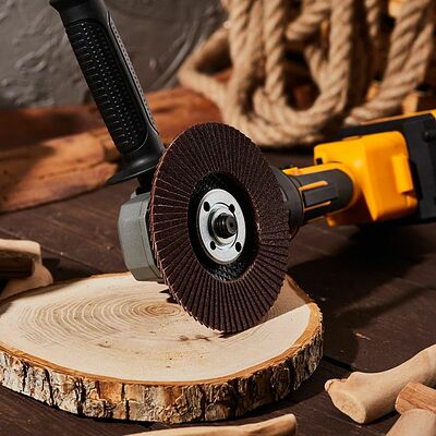 Kranz KR-90-0010 Круг лепестковый торцевой, P24, 125х22,2мм KRANZ