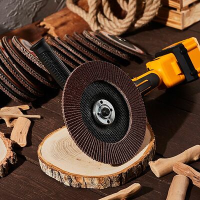 Kranz KR-90-0023 Круг лепестковый торцевой, P80, 180х22,2мм KRANZ